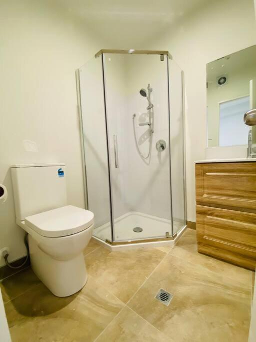 Otahuhu Town Centre Brand New Apartment 8B Auckland Extérieur photo